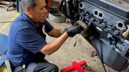 veragara automotive oceanside auto repair worker engine